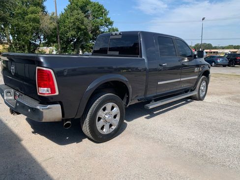 Used 2016 RAM 2500 Laramie w/ Convenience Group image 5