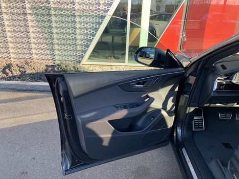 New 2026 Audi RS Q8 performance image 8