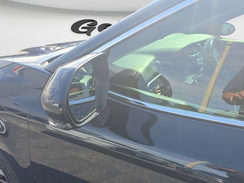 Used 2020 Toyota Camry SE w/ Convenience Package FWD image 27