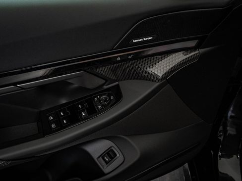 New 2026 BMW 550e xDrive image 26