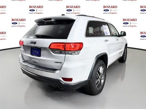 Used 2017 Jeep Grand Cherokee Limited w/ Luxury Group II RWD image 8