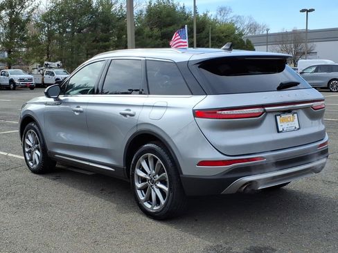 Used 2022 Lincoln Corsair AWD w/ Premium Package image 5