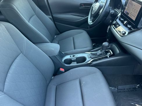 Used 2024 Toyota Corolla LE FWD image 24