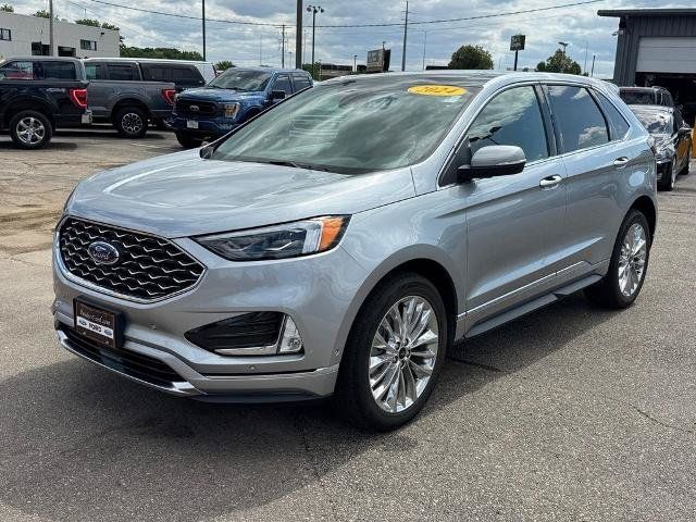 Certified 2024 Ford Edge Titanium w/ Titanium Elite Package AWD/4WD image 2