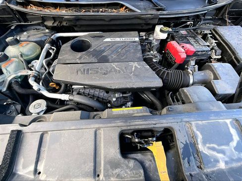 Used 2023 Nissan Rogue SV w/ SV Premium B Package image 29