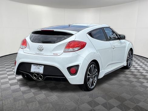 Used 2016 Hyundai Veloster Turbo FWD image 6