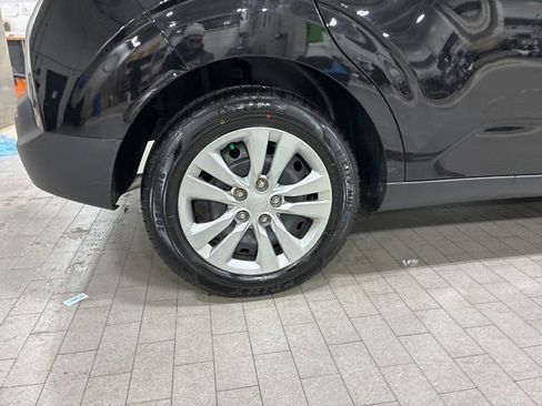 Used 2022 Kia Soul LX image 14