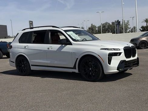 New 2026 BMW X7 M60i image 3