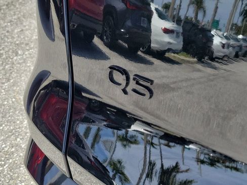 Certified 2025 Audi Q5 Premium w/ Convenience Package AWD/4WD image 5
