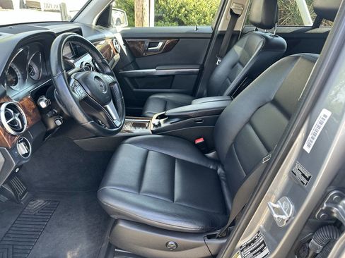 Used 2013 Mercedes-Benz GLK 350 4MATIC image 10