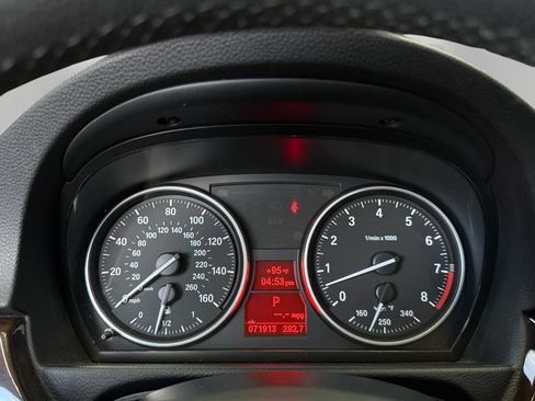 Used 2010 BMW 335i Sedan RWD image 18