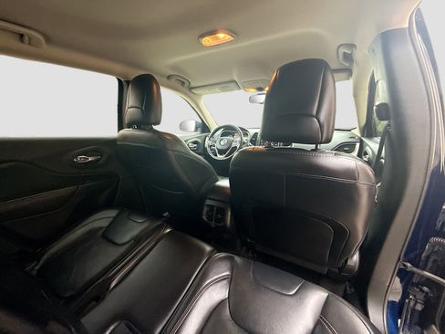 Used 2016 Jeep Cherokee Limited image 27