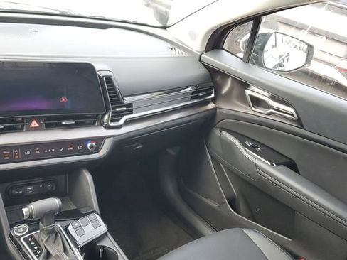 Certified 2024 Kia Sportage EX FWD image 14