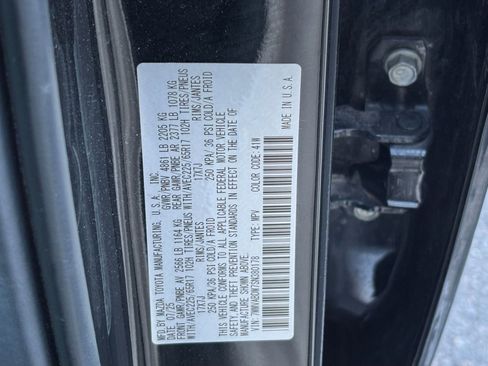 Used 2025 MAZDA CX-50 AWD 2.5 S w/ Premium Package image 31