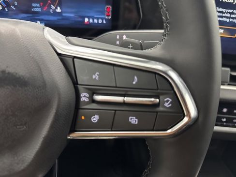 New 2026 Chevrolet Equinox LT w/ Convenience Package II image 13