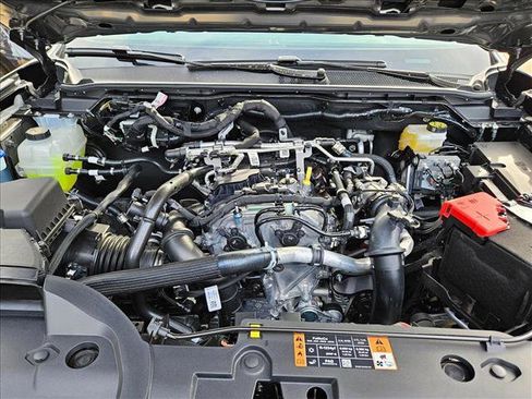 New 2025 Ford Ranger XLT w/ FX4 Off-Road Package image 17