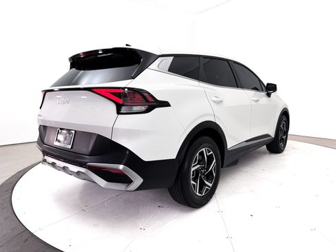 Certified 2025 Kia Sportage LX FWD image 17