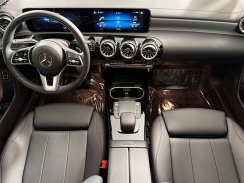 Used 2023 Mercedes-Benz CLA 250 image 12
