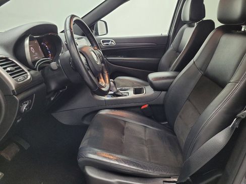 Used 2020 Jeep Grand Cherokee Altitude image 17