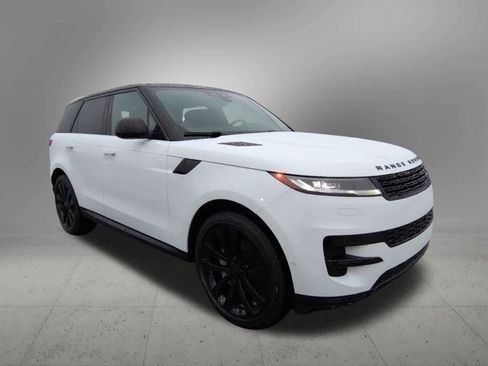 New 2026 Land Rover Range Rover Sport SE image 8