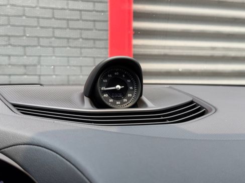 Used 2023 Porsche Taycan RWD image 32