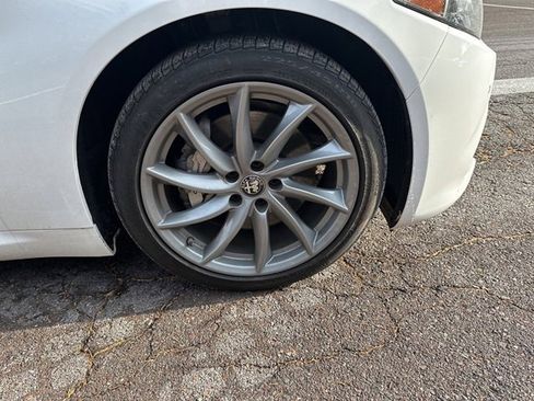 Used 2024 Alfa Romeo Giulia Ti image 6