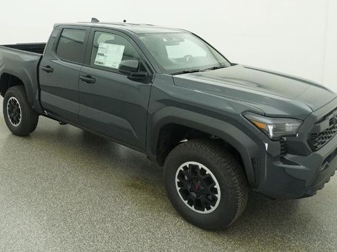 New 2026 Toyota Tacoma TRD Off-Road AWD/4WD image 15