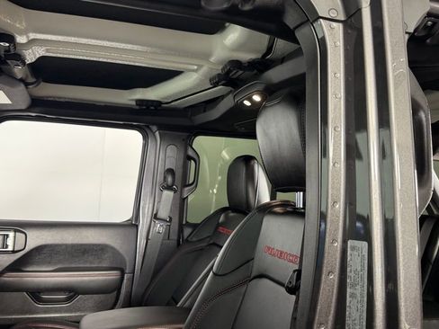 Certified 2025 Jeep Wrangler Unlimited Rubicon image 23