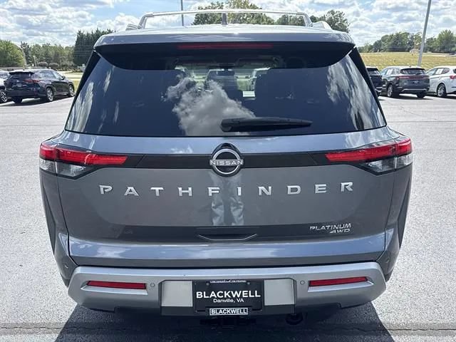 Used 2024 Nissan Pathfinder Platinum w/ Cargo Package AWD/4WD image 6
