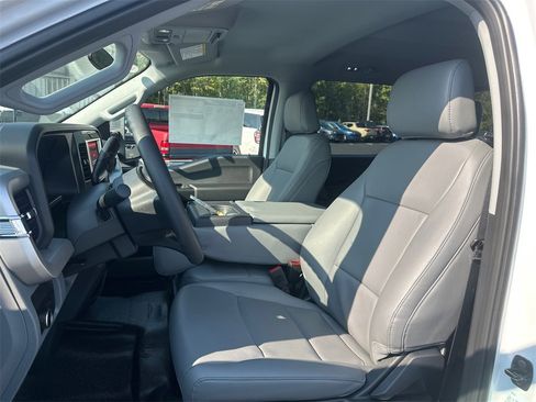 New 2026 Ford F350 XL w/ XL Chrome Package image 17