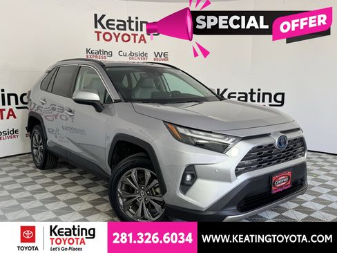 Certified 2022 Toyota RAV4 Limited AWD/4WD image 2