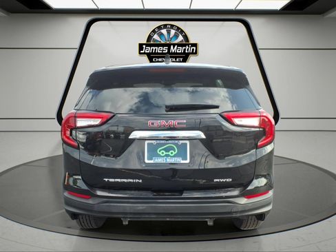 Used 2022 GMC Terrain SLE AWD/4WD image 5