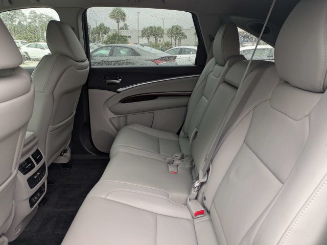 Used 2018 Acura MDX w/ Technology Package FWD image 14