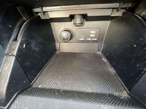 Used 2019 Subaru Outback 2.5i AWD/4WD image 20