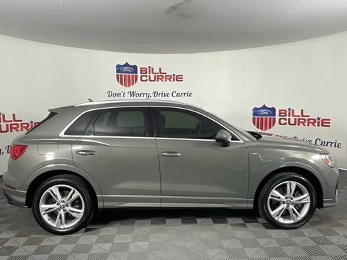 Used 2020 Audi Q3 2.0T Premium Plus w/ Premium Plus Package AWD/4WD image 2