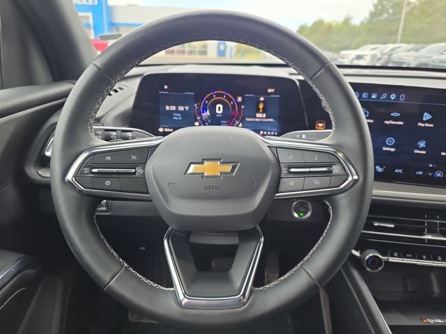 Used 2026 Chevrolet Traverse LT AWD/4WD image 18