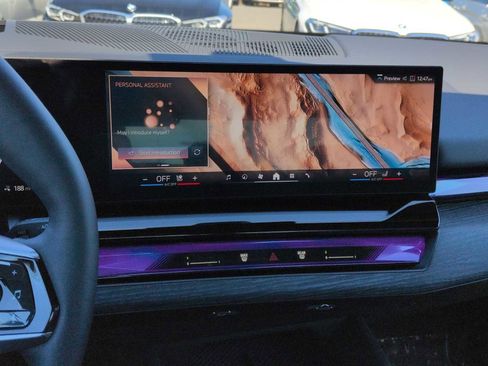 Used 2025 BMW i5 xDrive40 w/ Premium Package AWD/4WD image 30