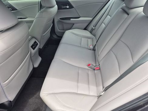 Used 2017 Honda Accord EX-L image 23
