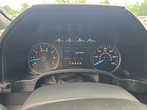 Used 2019 Ford F150 XLT w/ Equipment Group 302A Luxury AWD/4WD image 18
