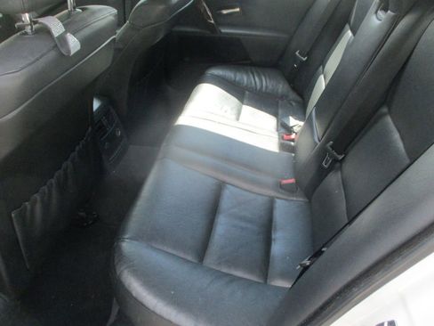 Used 2004 BMW 530i Sedan RWD image 7