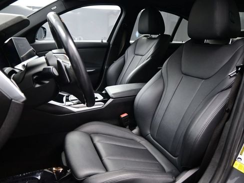Used 2019 BMW 330i Sedan w/ Convenience Package RWD image 9