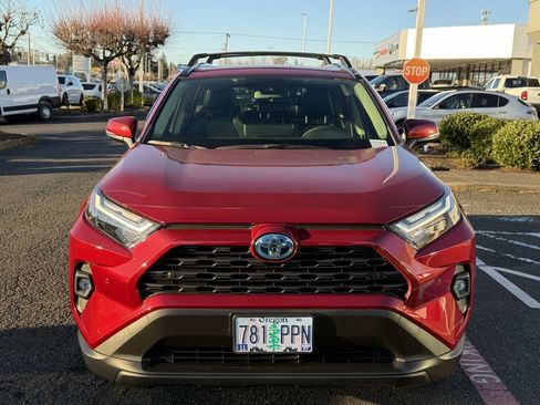 Used 2024 Toyota RAV4 XLE Premium image 3