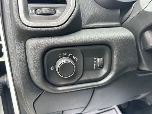 New 2024 RAM 5500 Tradesman w/ Max Tow Package AWD/4WD image 17