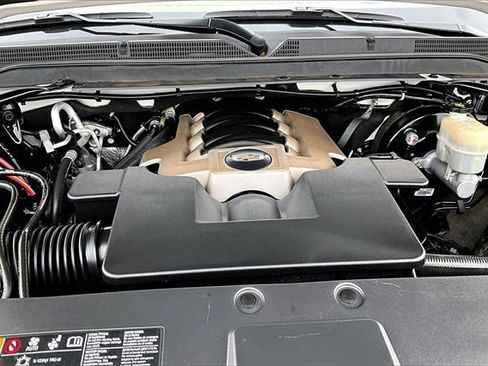 Used 2019 Cadillac Escalade Platinum image 35