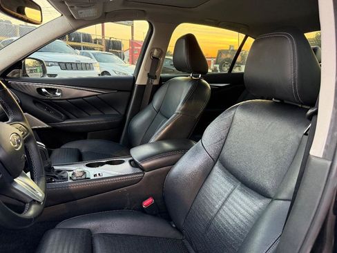 Used 2019 INFINITI Q50 Sport image 11