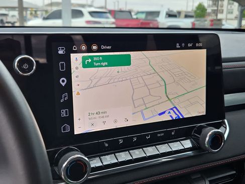 Used 2024 Chevrolet Colorado Z71 w/ Z71 Convenience Package 2 image 24