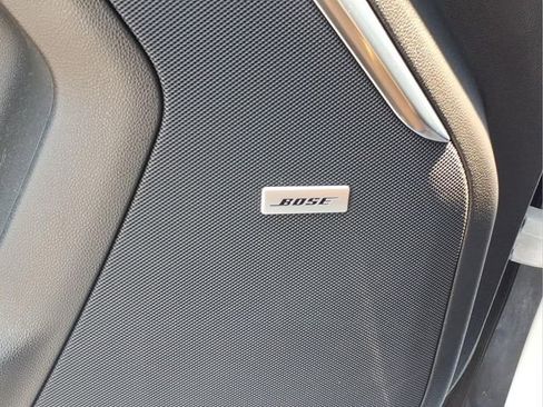 Used 2025 GMC Yukon Denali AWD/4WD image 18