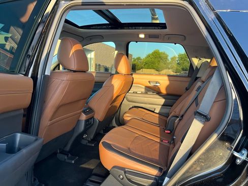 Used 2025 Nissan Pathfinder Platinum w/ Cargo Package AWD/4WD image 59