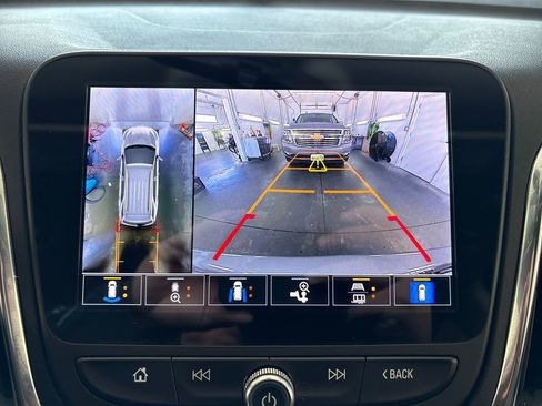 Used 2024 Chevrolet Equinox LT image 31