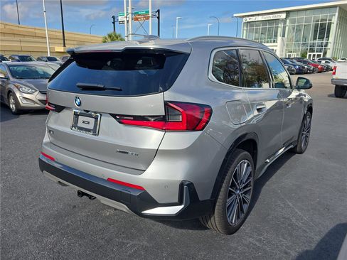 Certified 2025 BMW X1 xDrive28i w/ Convenience Package image 3